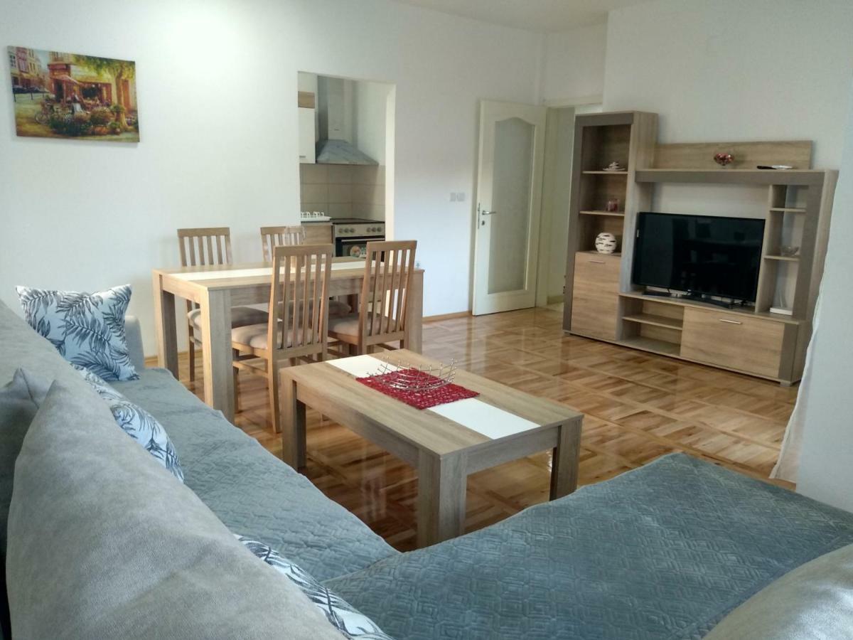 Tea Apartment Kumanovo Exterior foto